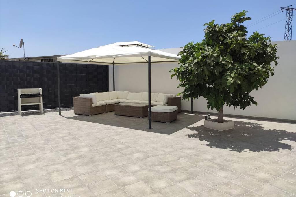 Apartamentos Nayda Gran Casa Con Piscina Мерида Экстерьер фото